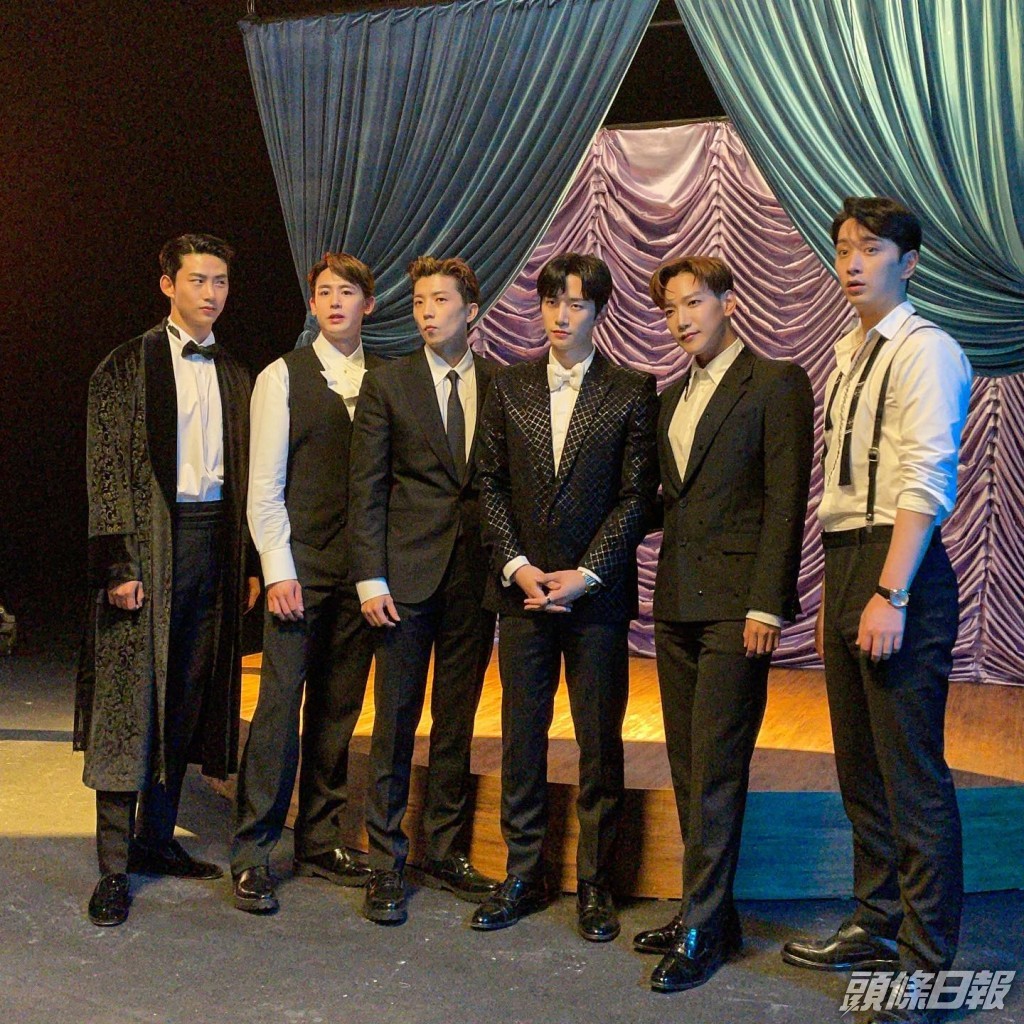 2PM雖然已有兩名成員離開原公司，但團體合作維持不變。